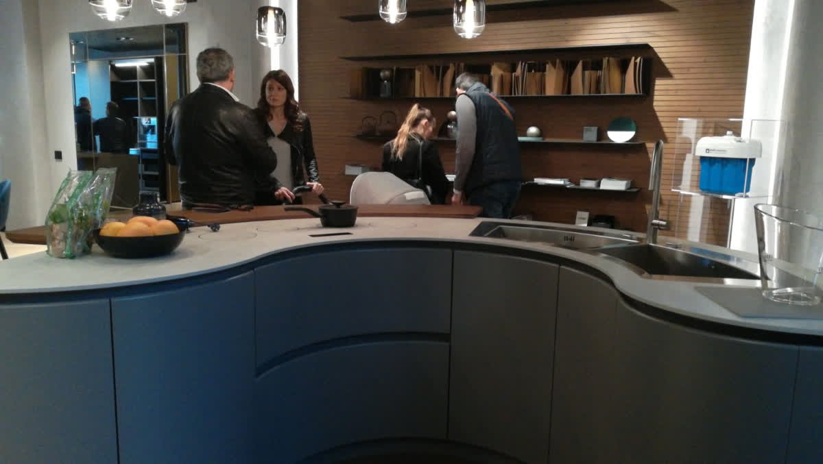 PediniCucine's tweet photo. We had a busy #showroom during the @isaloniofficial #MilanFurnitureFair! So many visitors stopped by to take a look at our #kitchens. It was a wonderful time. #architecture #interiordesign https://t.co/pr8tezsuG1