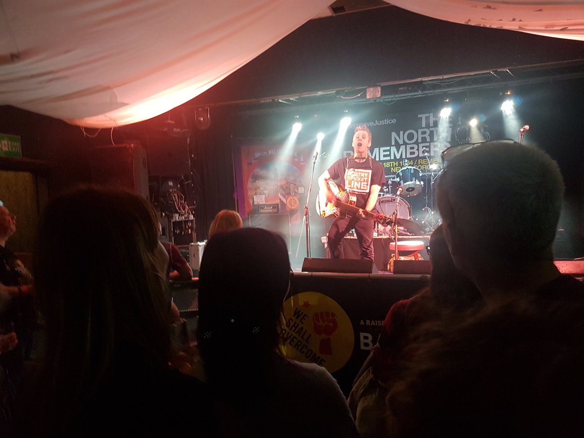 ComradeRockUK's tweet photo. And now the main man, the one and only @joesolomusic ... and he's doing a song stood up! #SolidarityForever indeed!!
#MayDayFest
#WSO2019 https://t.co/ESZIYgFJei