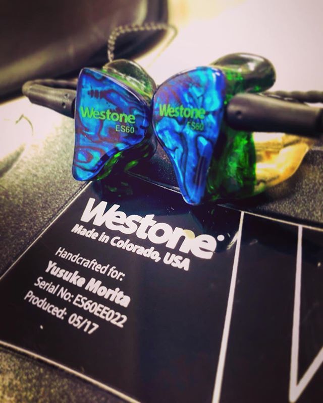 bassyusuke's tweet photo. I love this coloring!
Of course sounds great.
Special thanks
@westoneaudio
#westone #inearmonitors #earmonitors
#ES60 #westoneinears
#musicianslife #bassist #bass #bassplayer #sound #soundsgreat
#madeinUSA #colorado #handmade
#madeforme https://t.co/l19F56HeQu https://t.co/gO3lM1cQP9