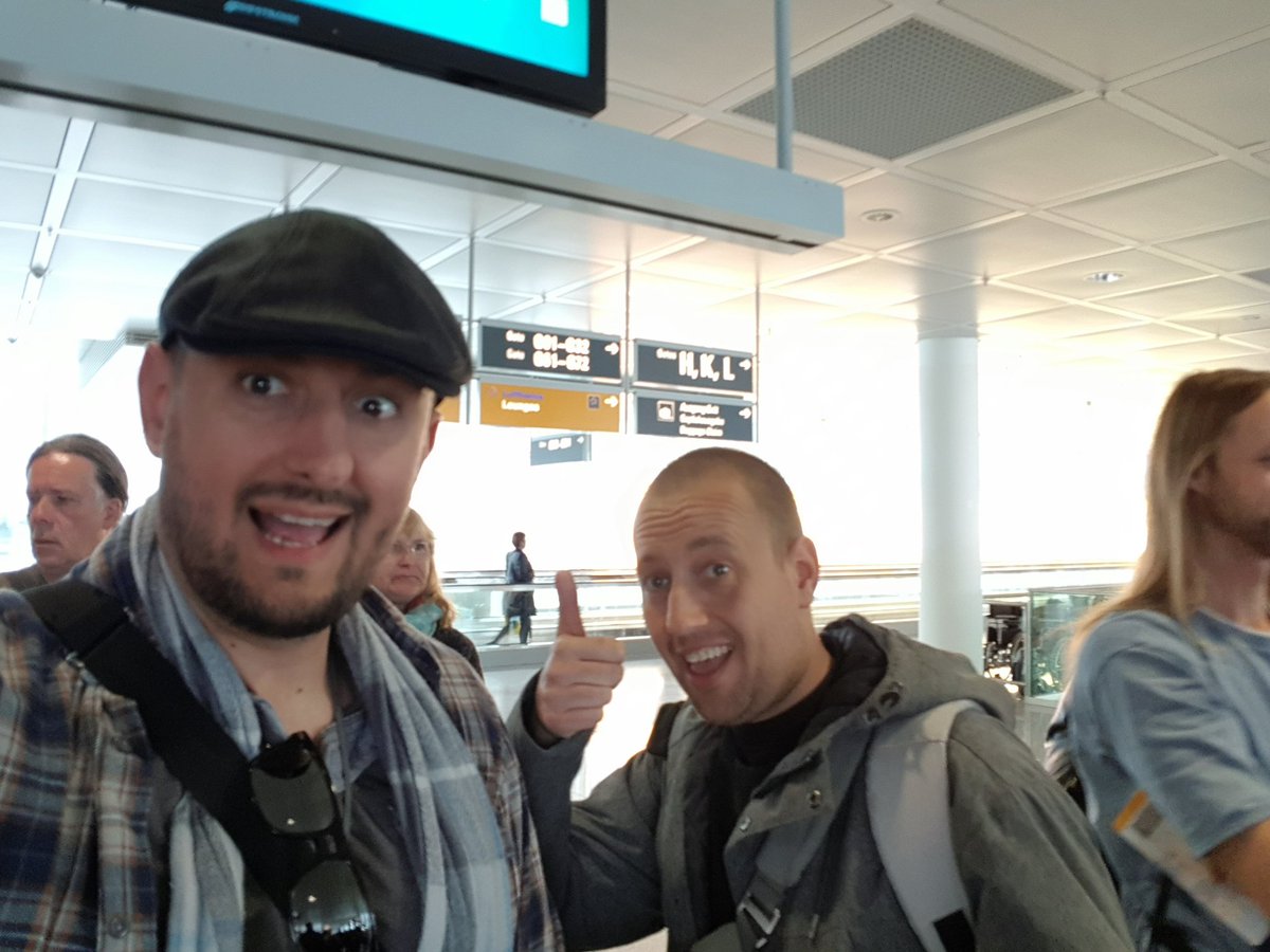 alexsosic's tweet photo. @KamailioWorld Team #evosip on it's way ;) https://t.co/XjwRnD6vqB