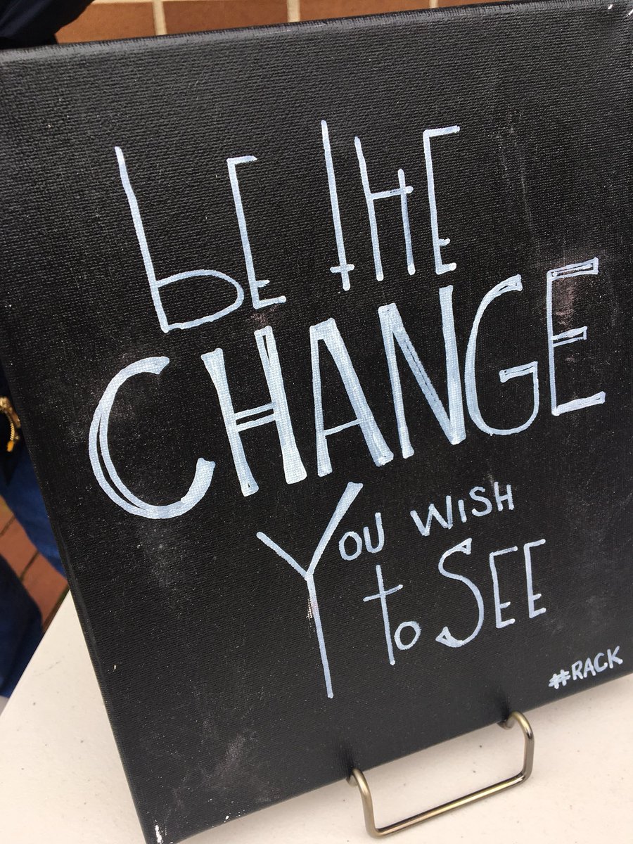 AngelaAn10TV's tweet photo. Anytime between 1-4 pm.... come join us at @CreeksideNews Creekside Gahanna. We’re opening he conversation to better mental health awareness. 
#whywalkalone
@why_walk_alone https://t.co/CvUbW4GleJ