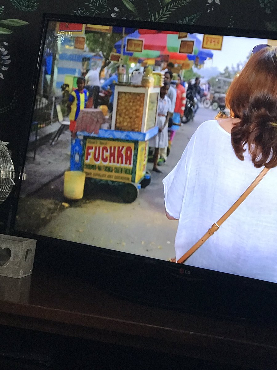 33blondie's tweet photo. 🤣🤣🤣 I want what he’s selling #fuchka https://t.co/VYPjnalkaJ