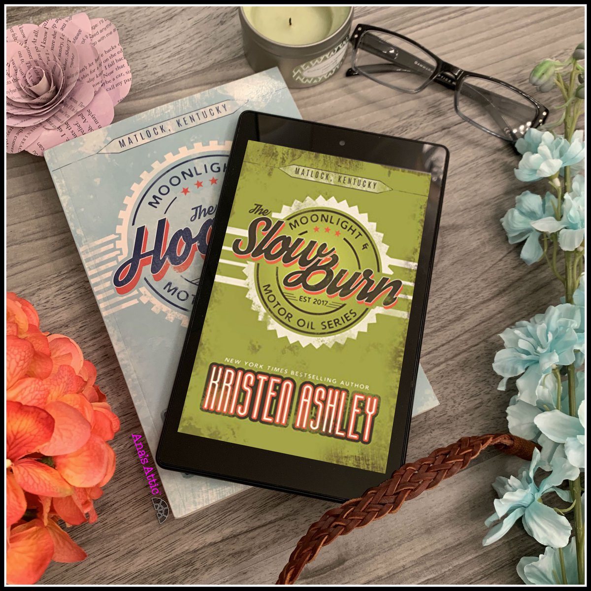 AnasAttic's tweet photo. .@KristenAshley68 blows me away with every book she writes. I love them all, but The Slow Burn rises to the top. I loved everything about it. See my review my complete guide to Kristen Ashley at https://t.co/GE3cWWdDMH 

#kristenashley #morethan5stars #romancenovel #2019favorite https://t.co/m3nI6i704E