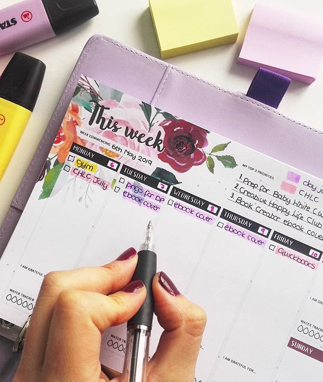 Who else likes to use their Sunday to plan for the week ahead?

I'm enjoying the weekly spread I created for the Creative Happy Life Club (tap pic for more info) , and the excuse to use my <a href="/stabilo/">STABILO</a> pastel highlighter pens ❤️ #plannerjunkie #planneraddict… bit.ly/2WkAx6p