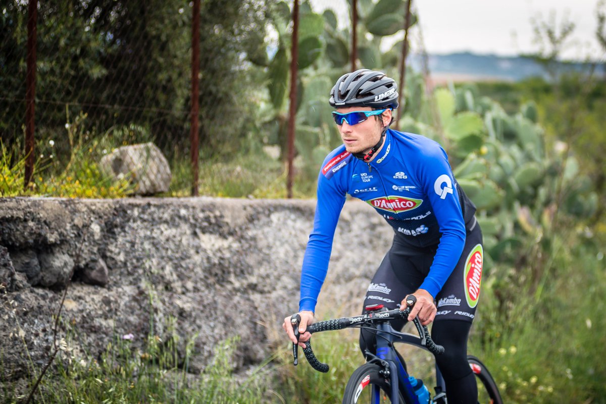 AreaZeroProTeam's tweet photo. Circuito del Porto - Report race 📇

18° posto col fiato sospeso per @ange_raffa91, dopo un ultimo giro da giocoliere tra cadute evitate e frazionamenti del gruppo. Il toscano si è mosso in attacco ai -25, per poi provare a gettarsi nel caotico volatone finale.

#CircuitodelPorto https://t.co/xB0JLRP81b