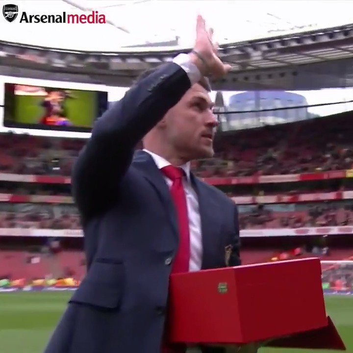 This was a very emotional moment. Happy birthday Aaron Ramsey 