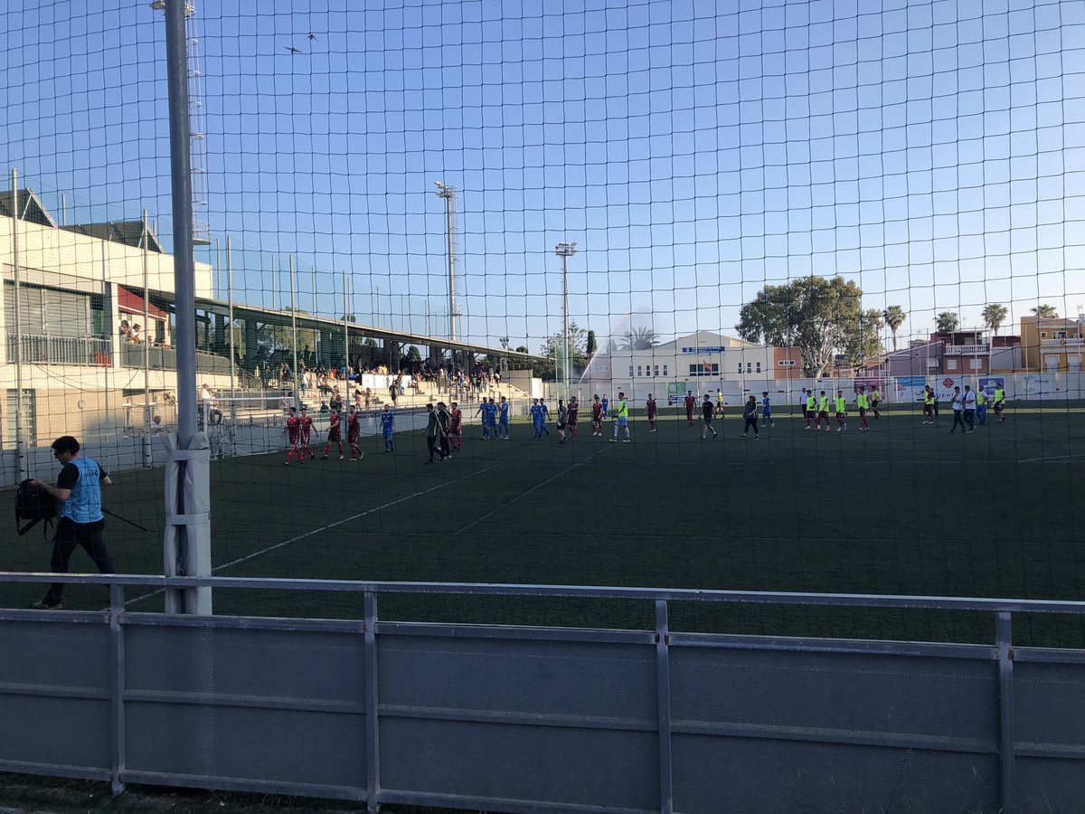 webblyhead's tweet photo. 0-0 at half time - big game against our neighbours
0-0 en el descanso - gran partido contra nuestros vecinos
#VamosMiRincon ⚓️⚓️⚓️ https://t.co/z15JvVIcVF