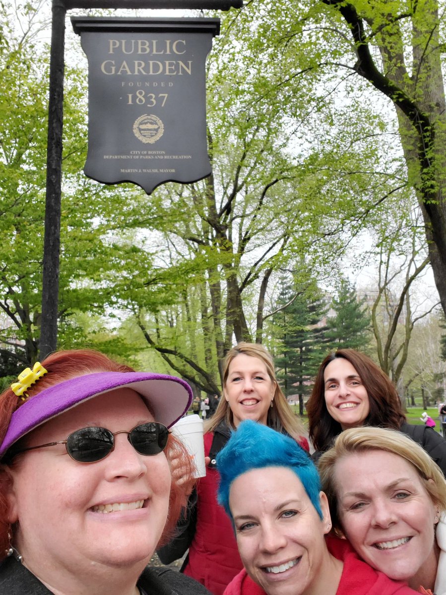 Redrose_AT's tweet photo. Over the moon happy that we got to finally meet @PaulaP569 & experience her beautiful city with her! Happiest of birthdays Paula!! 🎂🎉🎈😊🤗
And so wonderful to have dinner & spend some time with you @m_mcquaid!😊
#SnkTwitterGroup #BestSquadEva https://t.co/LJvK0N8yyh