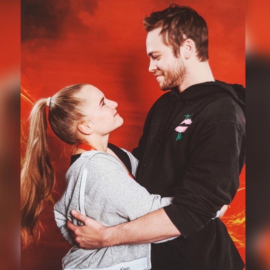 AlexanotSiri5's tweet photo. @Alex8Calvert 
The most powerful being in the universe...⚡❤
#PurCon5 
@dicksp8jr @RobBenedict @sebroche @RuthieConnell @DavidHaydnJones https://t.co/mLooEYMIqQ