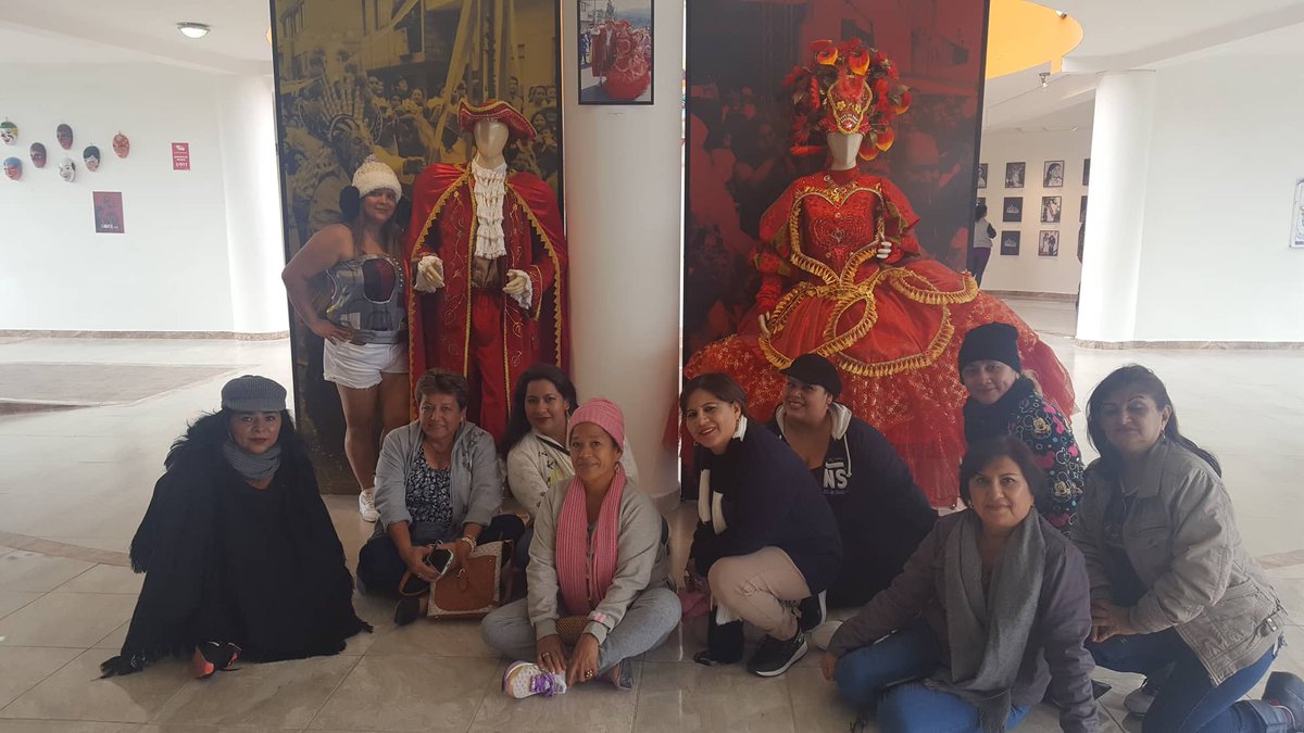 museodlcarnaval's tweet photo. #FelizDomingo
#MuseoDelCarnaval

A mi lindo Carnaval
tres días lo he de tener,
con chichita y con traguito
lo he de poder mantener.
Que bonito es carnaval..!!!

Gracias por su Visita.
@informateypunto @gadcguaranda @Cultura_gadcg @TurismoEc @ViajaPrimeroEC @Solo_Turismo https://t.co/N4dC4eNg1D