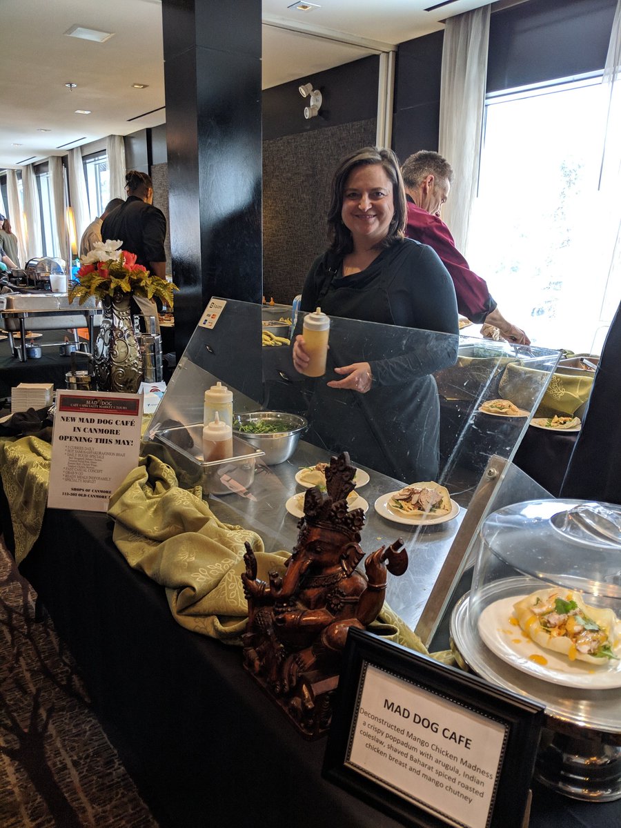 Deconstructed mango chicken madness at <a href="/CanmoreUncorked/">Canmore Uncorked</a>  <a href="/Grande_Rockies/">GrandeRockies Resort</a> brunch!
Mad Dog Cafe will be opening at Shops of Canmore in next week