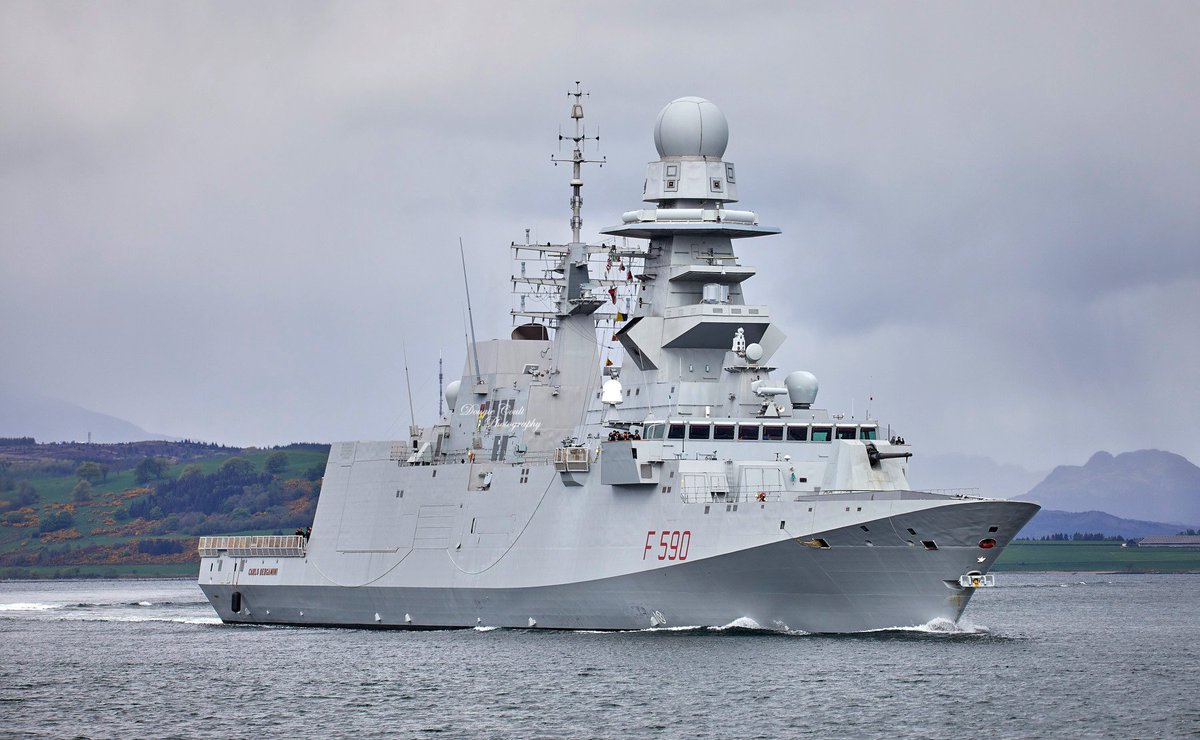 DougieCoullPix's tweet image. Few more Formidable Shield exercise arrivals to the Clyde today.

#formidableshield #Navy #USNavy #shipsinpics #scotland #riverclyde #shipping #royalnavy