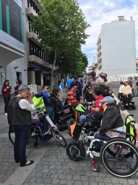 ENIL_EU's tweet photo. #ILDay19 celebration in Porto, Portugal

[Photos show a woman and two men, all wheelchair users, holding a banner. Last photo shows a group of wheelchair users in the street.] https://t.co/h1lPmOwYE7