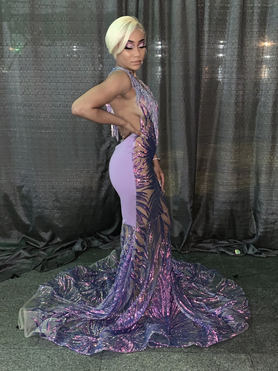 ___ashari's tweet photo. I did my damn thang 💦☔️🤤 #prom2019 #prom2k19 https://t.co/3WvVgknp6C