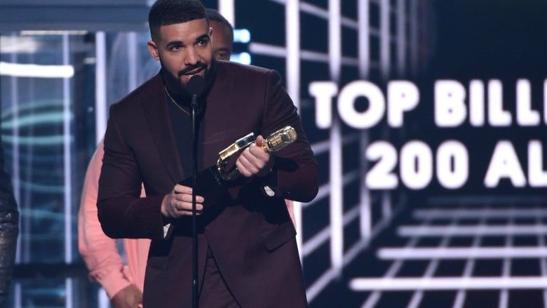 CBCMusic's tweet photo. .@Drake wins early and often at Billboard Music Awards: https://t.co/0DcOaDZZUj https://t.co/9szfCIso6J