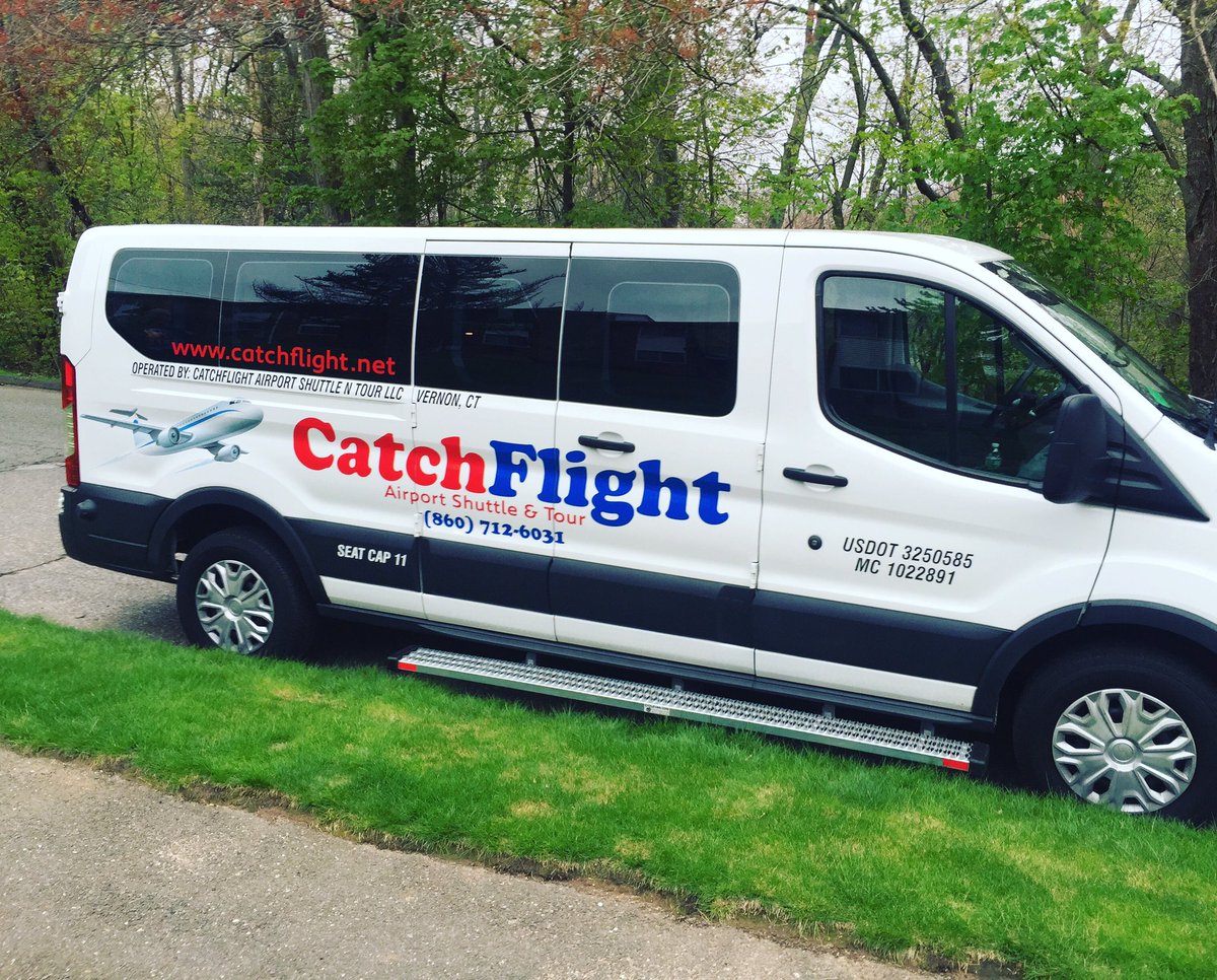 catchflight1's tweet image. FREE RIDE!!! A gift to MOTHERS on this MOTHER’S DAY. Hartford CT to JFK Airport