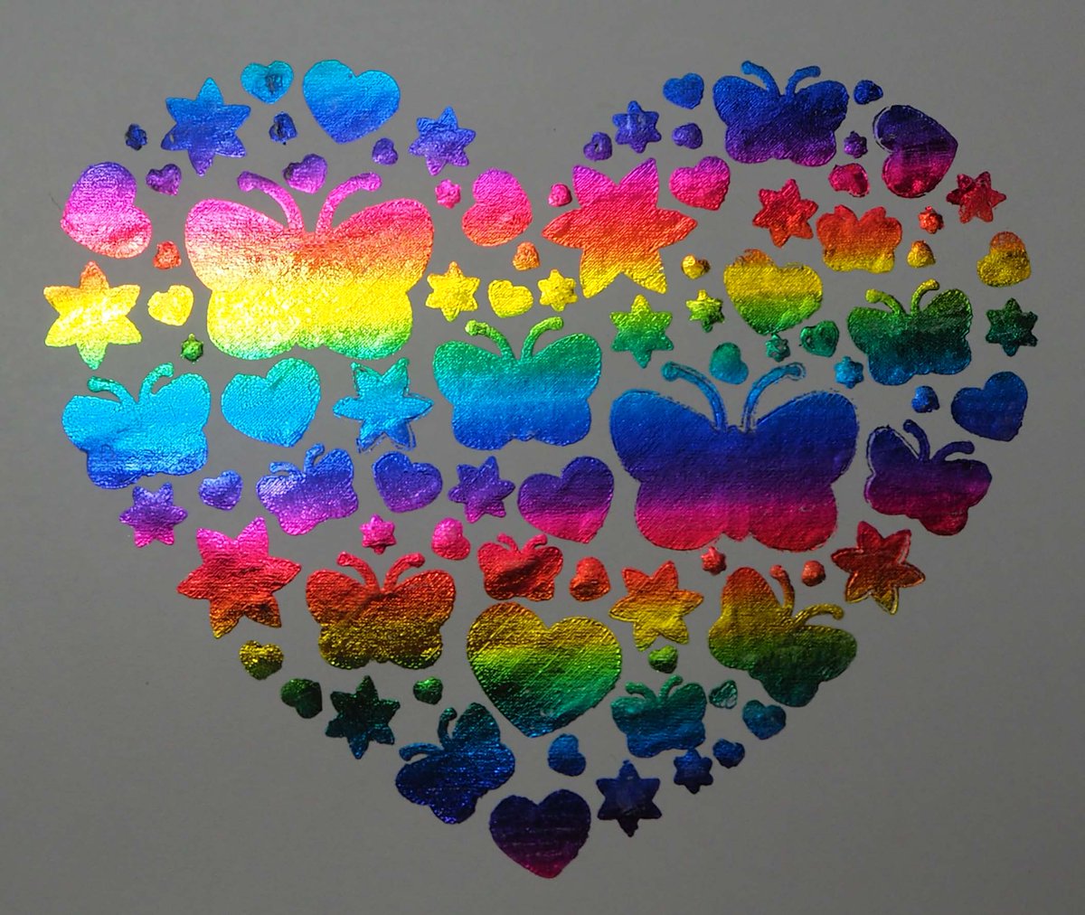craftagogo's tweet photo. Learn Inkscape for Cricut, how to make stickers and MORE at our Five Daily Livestreams (&amp; FREE files, including this heart!) from tomorrow, Mon 6 May! (7pm BST/UTC 2pm EST). Sign up here: https://t.co/n1tGfO5TFI #ukcrafthour #ukcraftershour #cricut #craftagogo #cricutmade https://t.co/T7Efvs7NuU