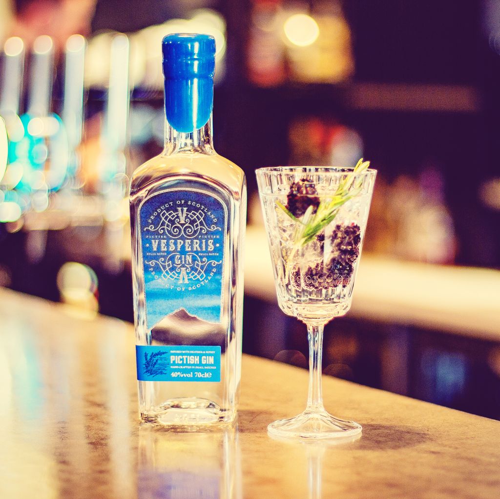 Meet Vesperis Pictish Gin <a href="/BlackfordDistil/">Blackford Distillery</a>, an official #ScottishGin of #ISGD2019. Discover more here - internationalscottishginday.com/gin-maker/blac…

#ISGD #discoverscottishgin #lovescottishgin #enjoyresponsibly