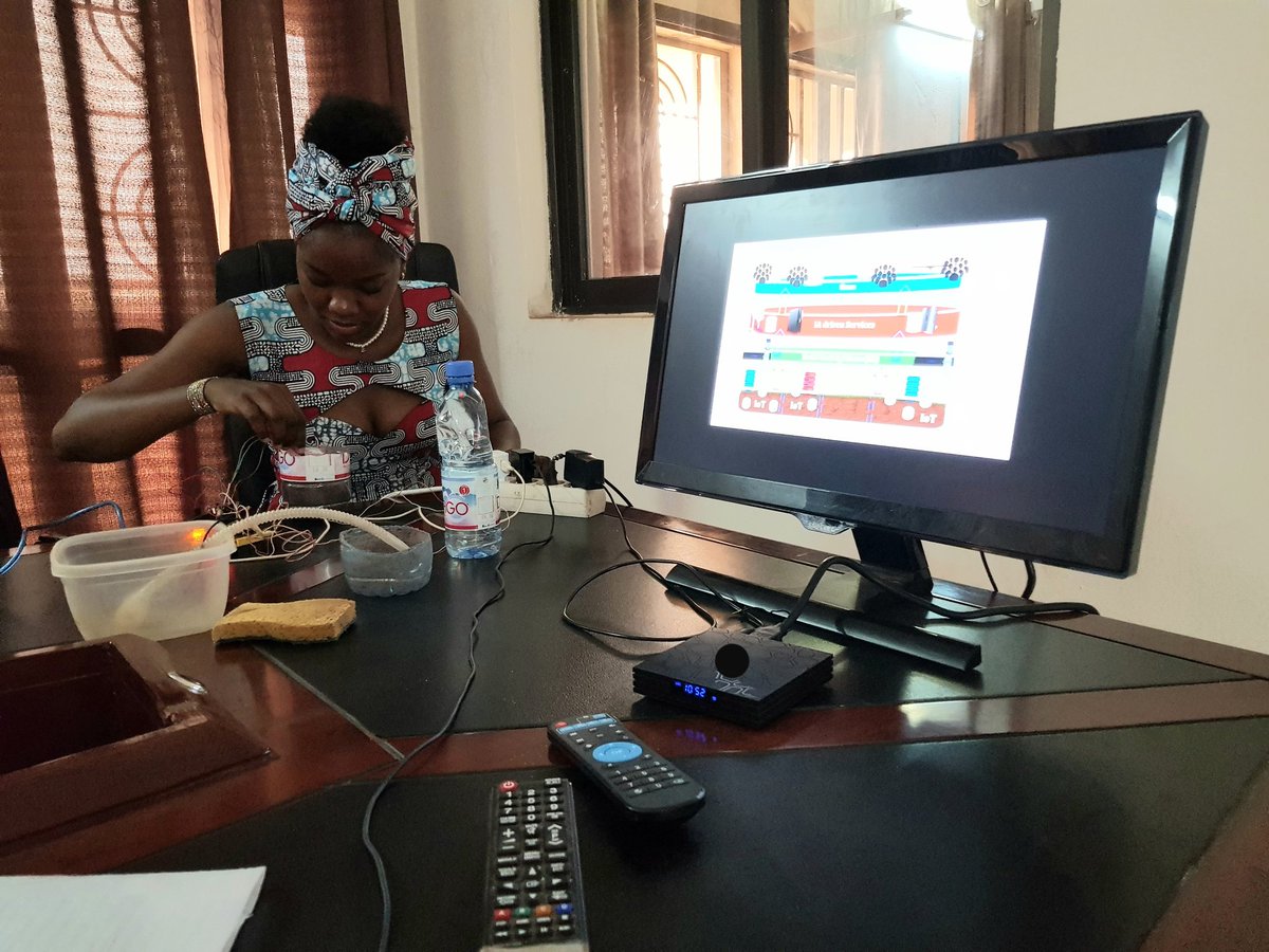 mgsidibe's tweet photo. L'#AgriTech #SmartAgriBox de Nana KOUYATE, fait participer le #Mali à la phase finale du concours Ms Geek Africa 2019 à Kigali!

#Décodeur #Box TV,  #IoT et #IA pour l'accès des "petits exploitants" agricoles à l'Information, Formation et Marché en langues locales sur TV!
#Lenali https://t.co/PRaiyeg1Si