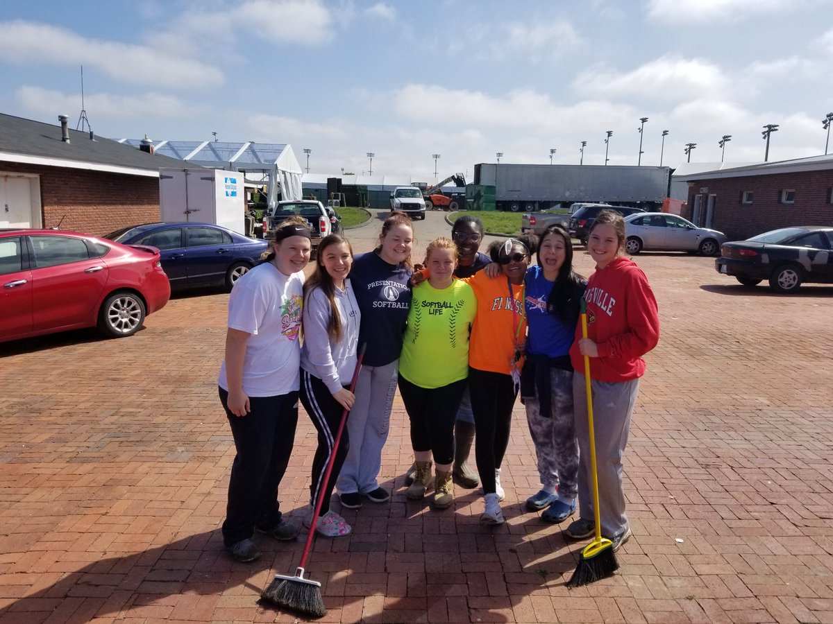 Pressoftball's tweet photo. Nice work this morning Pres players and parents. Another post-Derby cleanup in the books. Thanks to the seniors and their parents for the last 4 years. Still work to be done on the field. GO TOPS! https://t.co/YS2RNYHL9S