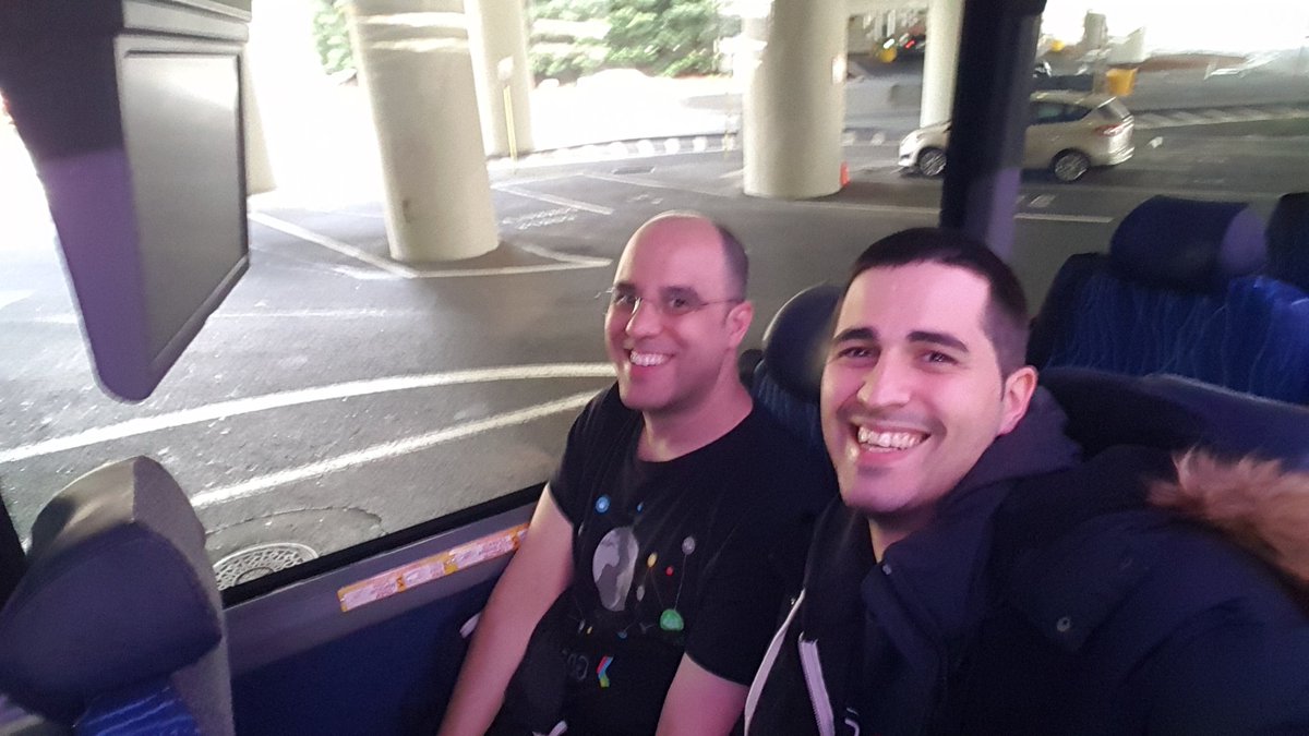 Nescafemix's tweet photo. ยกEn SFO un aรฑo mรกs! En el bus ya de camino al hotel del GDG global Summit! #gdg #io19 #gdgglobalsummit https://t.co/5ILTfIUgYt