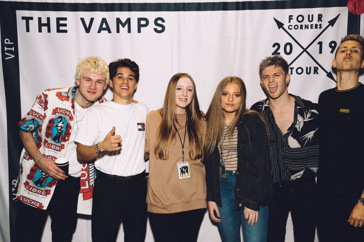 We got our photos! I love them. I can't remember what it was we had been laughing at but this was the best day of my life. I love these guys so much. #FourCornersTourBirmingham <a href="/TheVampsband/">The Vamps</a> <a href="/TheVampsTristan/">Tristan E</a> <a href="/TheVampsBrad/">Bradley Simpson</a> <a href="/TheVampsCon/">Connor Ball</a> <a href="/TheVampsJames/">James Brittain-McVey</a>