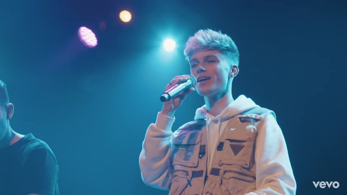 ryanrobertsonnn's tweet photo. 𝗵𝗮𝗿𝘃𝗲𝘆 𝘁𝗼𝗹𝗱 𝘆𝗼𝘂 𝘀𝗼 𝗽𝗮𝗿𝘁 𝟮 https://t.co/4OYpfEK46c