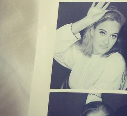 israelhonorio's tweet photo. @adele eu escolho te amar! #happybirthdayadele https://t.co/95w2kSH2ia