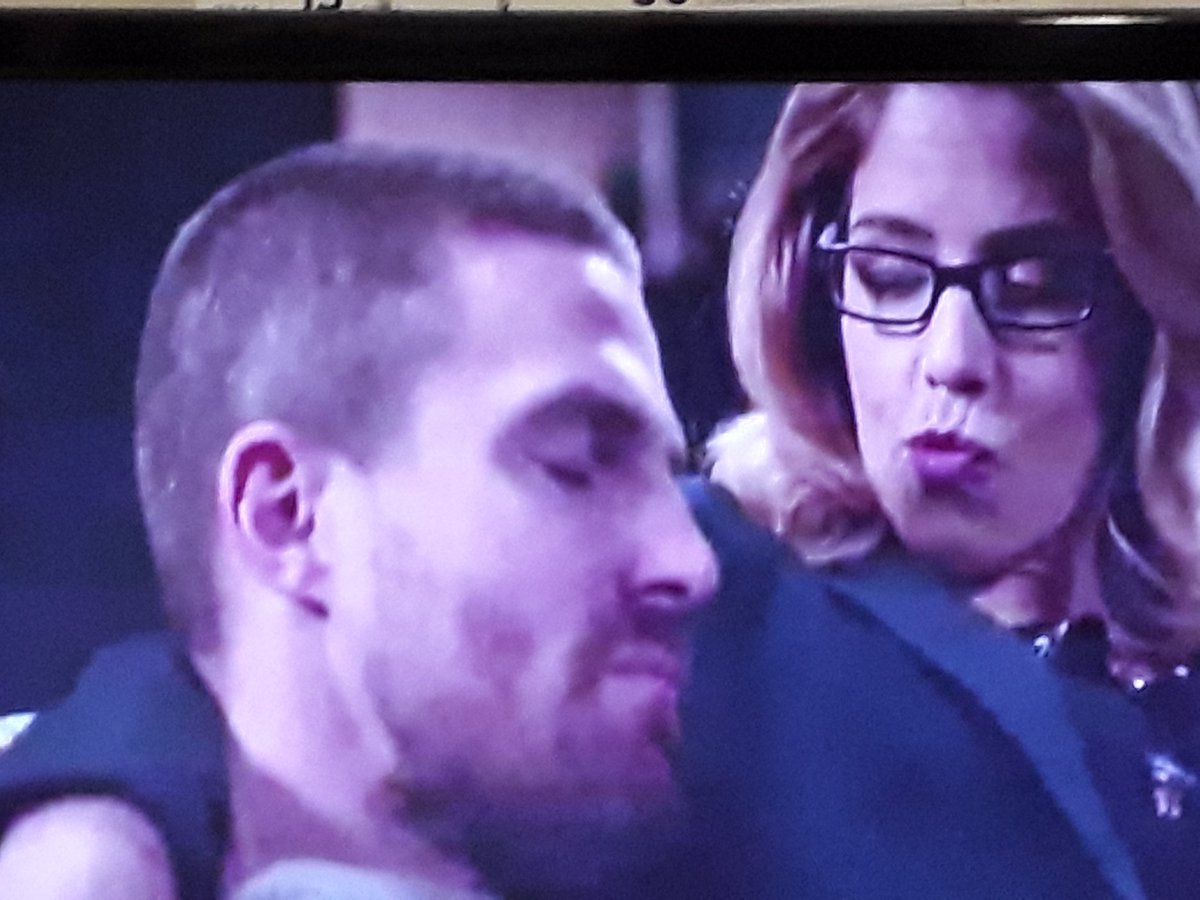 Ilaria893's tweet photo. 7×18 😍😍 https://t.co/7FPqILSQDn