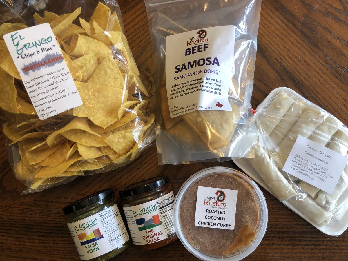 lindork's tweet image. Also made our way to a @StonyPlainAB maker fair this weekend. Some people go to these events for the crafts and wares, we go for the local food vendors. 👌🏻🤤❤️ Happy to support El Gringo, @MiniKitchenEdm and Susanna’s Philippine Spring Rolls! #yegfood #exploreedmonton #tasteab