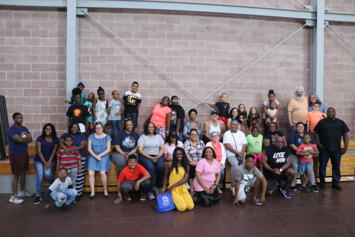 LetsMoveColaSC's tweet image. Welcome our new Family Wellness Challenge families! We can't wait to get started. @TIDEVINE