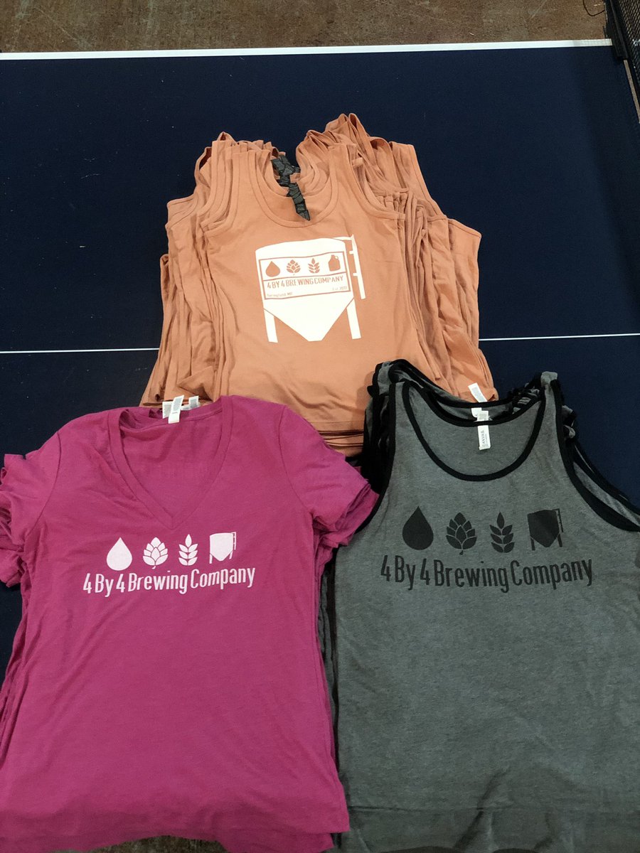 4by4Galloway's tweet photo. We have new shirts out AND we have put some other shirts on clearance! We only got a small amount of each so get one while you can.

#newshirts #newmerch #beermerch #girlstank #unisextank #tanktops #summer #springfieldmo #4by4brewingco #trunxbrand #fatbarapparel https://t.co/WDt8PB2xxX