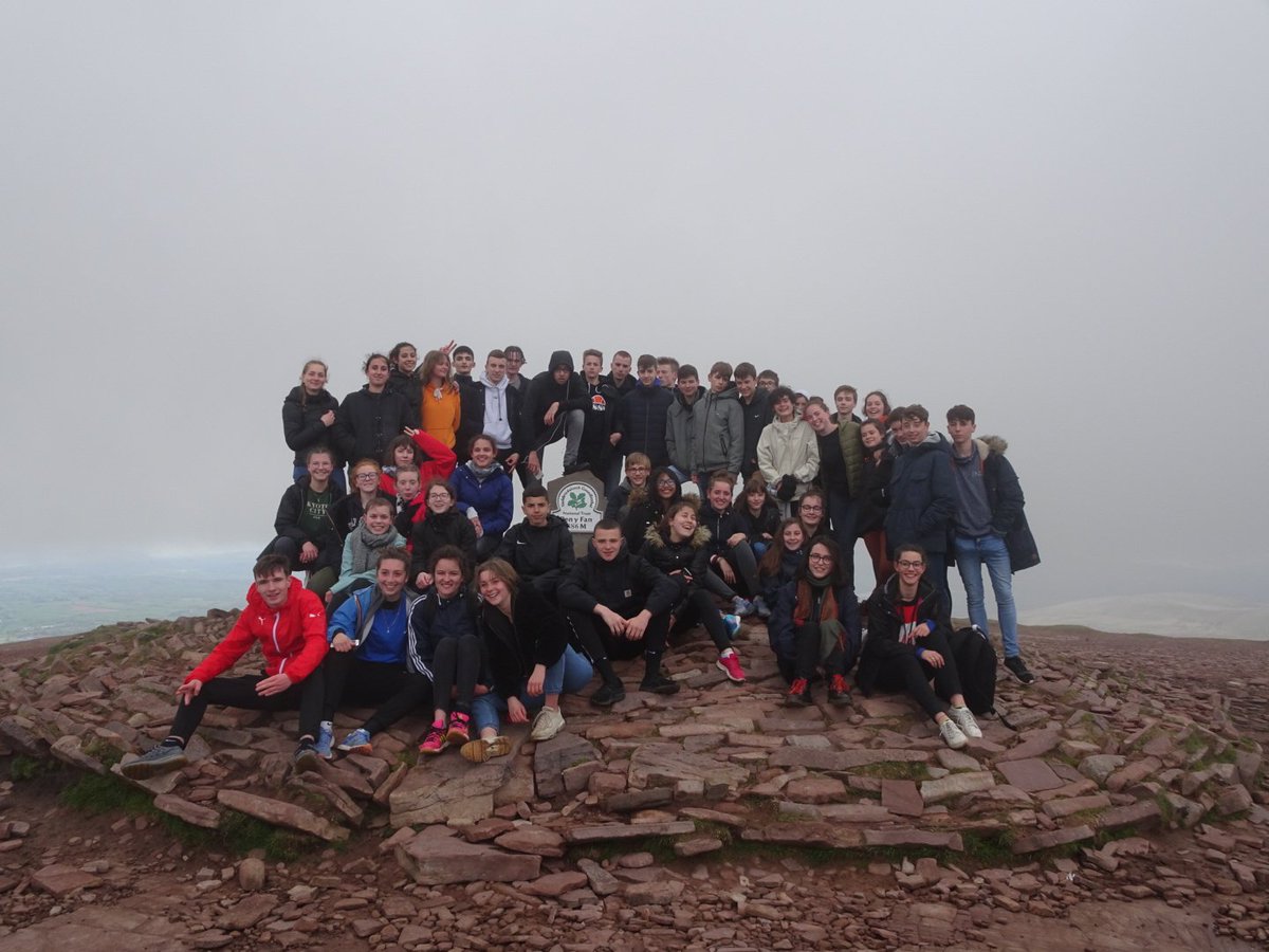 Lycée Bréquigny tweet media