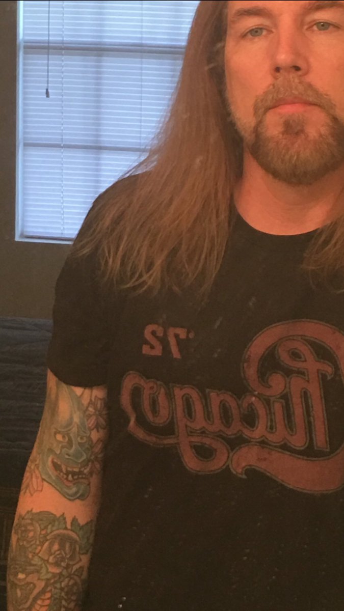 MetalLifeCrisis's tweet photo. The eyes are the window to the soul... https://t.co/pReoeNU89Y