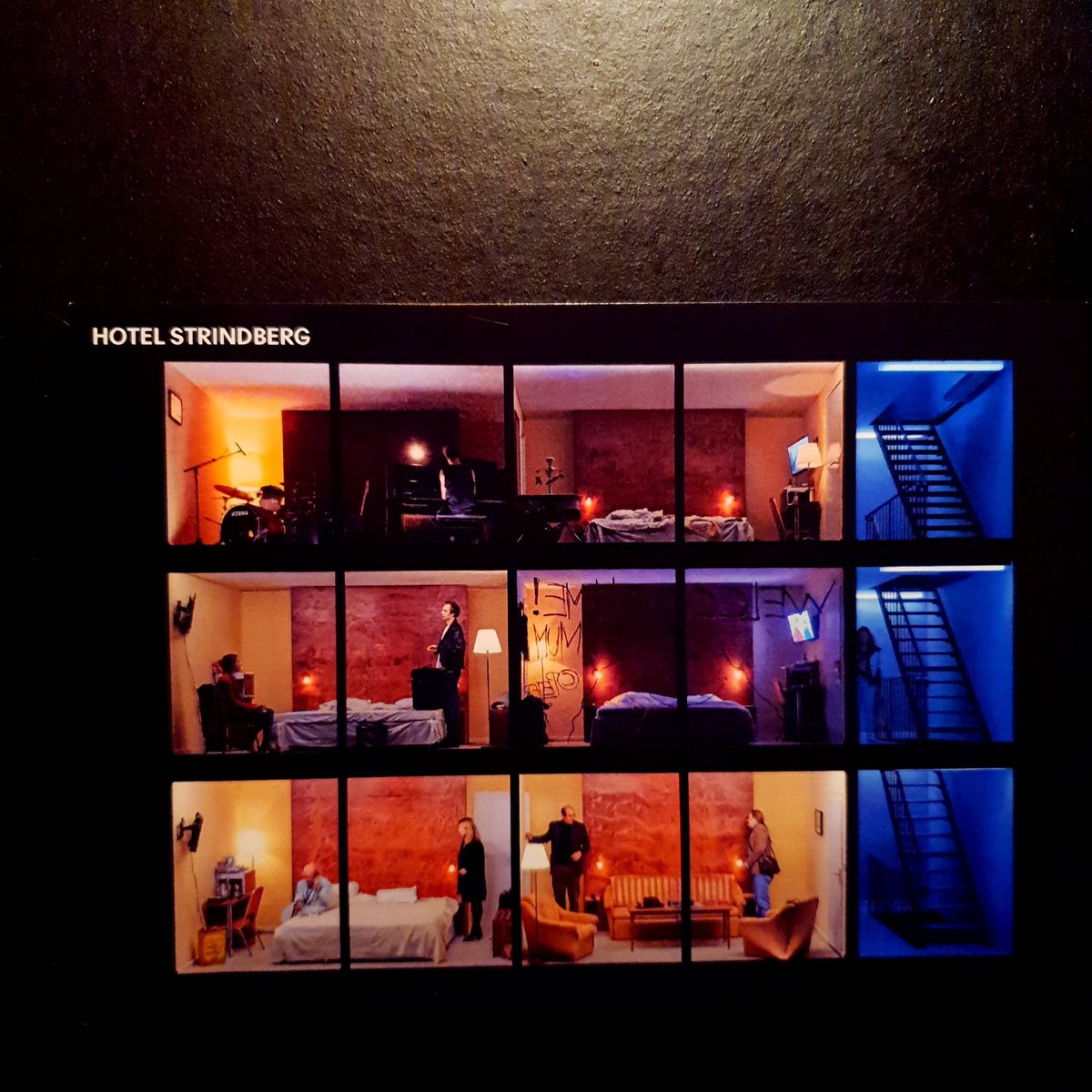 memoryhouse22's tweet photo. Das war toll #hotelstrindberg #theatertreffen #simonstone und #martinwuttke ist sehr verständnisvoll. https://t.co/bUaE8IGemw