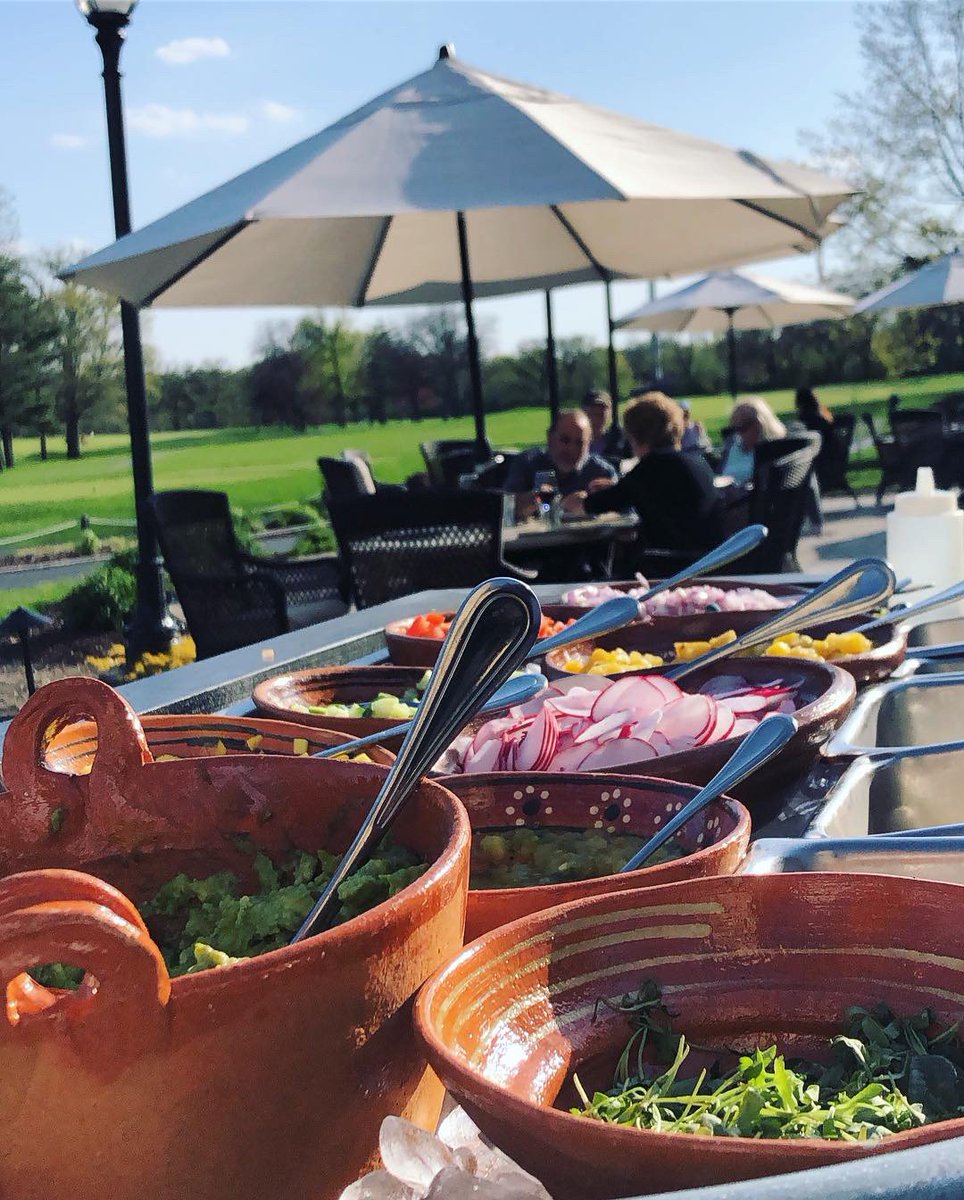 OFCC_1915's tweet photo. Some of that Vitamin D on Cinco de Mayo. With a margarita and ceviche bar on the side. We’ll take it. ☀️ #SunshineAndTeeTimes #CincoDeMayo #OFCCFood https://t.co/KbIzR7hTK5