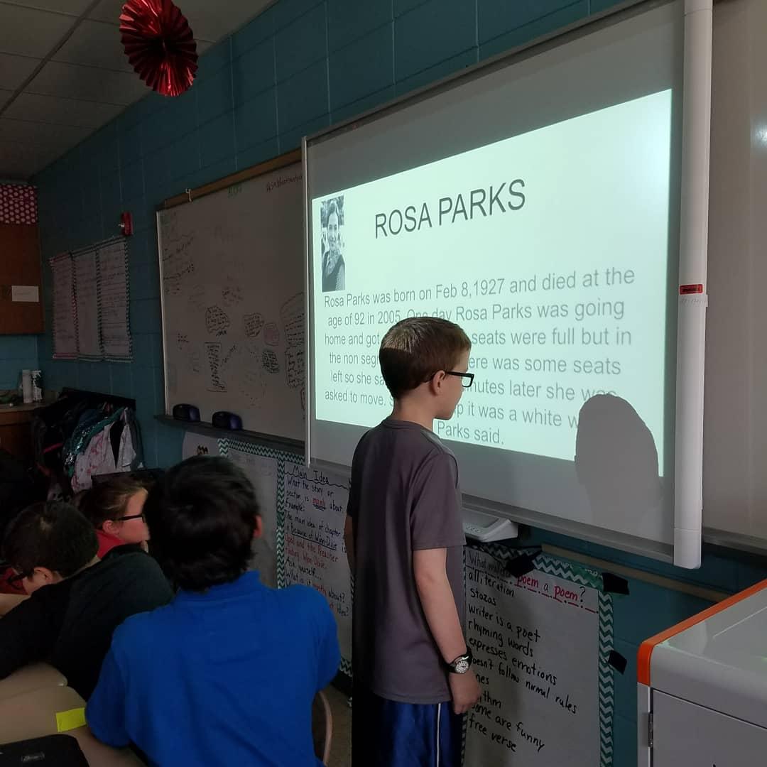 smesbulldogs's tweet photo. 4th graders researched, created a Google Slide, and presented to the class using biographies of their choice! π»π#4thgradespotlight #technology #presentations https://t.co/kZtOqqlDkM