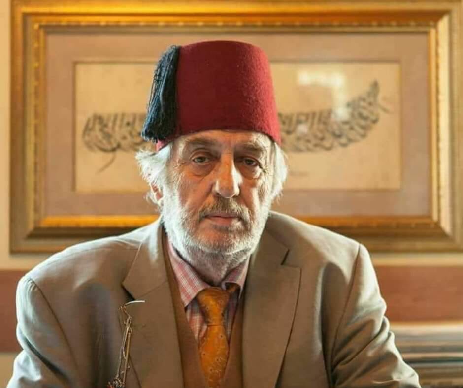 اِنَّا للهِ وَ اِنِّا اِلَيْهِ رَاجِعُون
Dava adamı Kadir Mısıroğlu vefat etti.

Allâh (cc) rahmet eylesin.. 😔😔