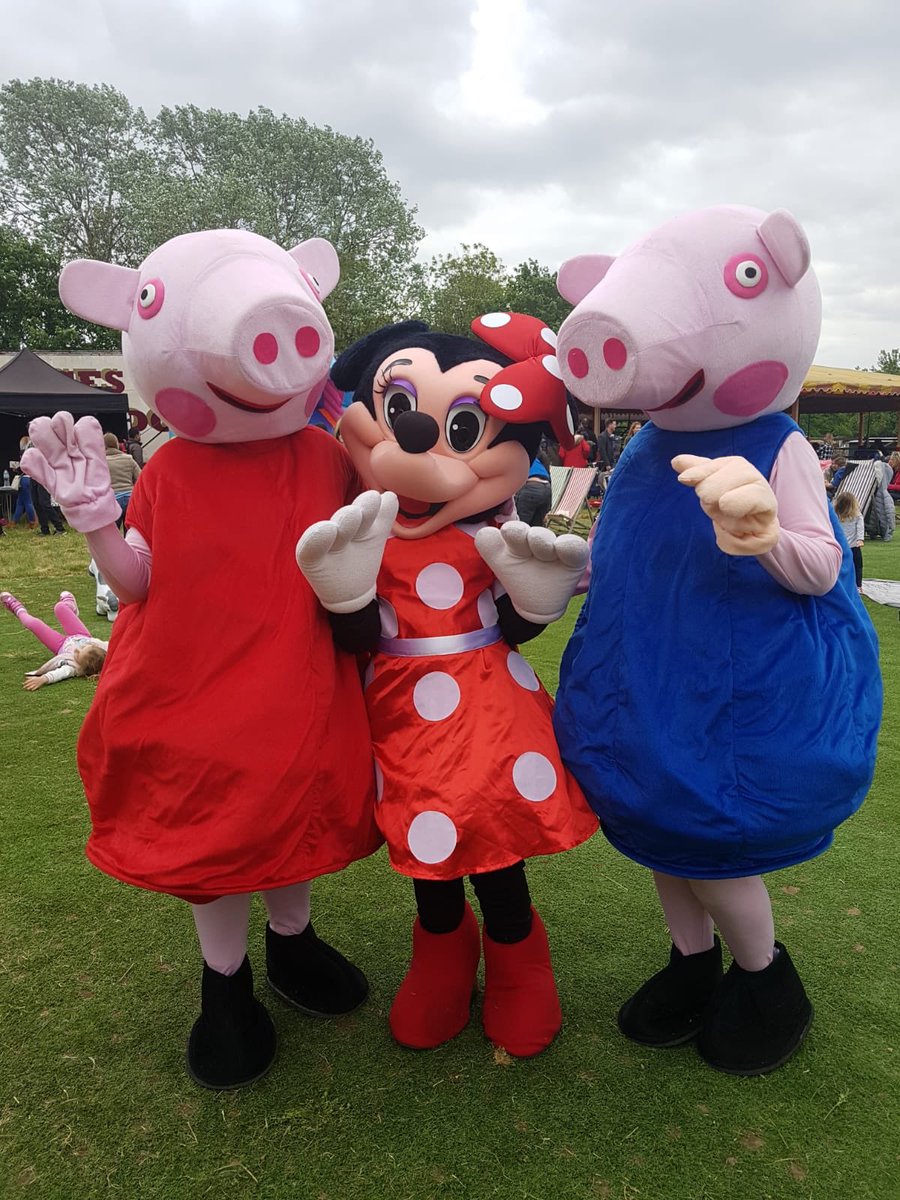 MascotsMagical's tweet photo. https://t.co/HwxuU0vrFU https://t.co/8RjVzZlUvA