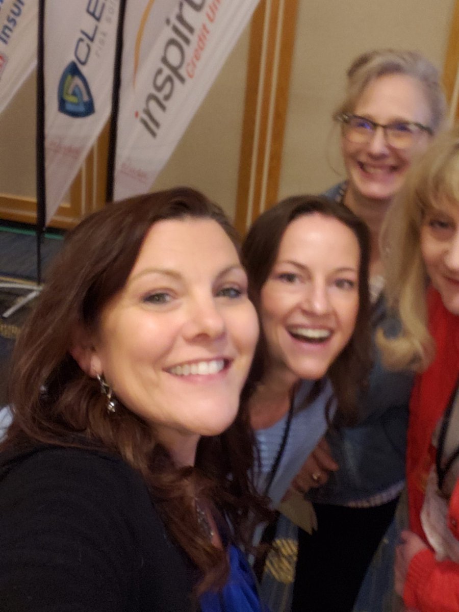 PraySunshine's tweet photo. Having a great time at the WASA Women in Leadership. An amazing group of women. #WAWIL19 https://t.co/37vLJnzkya