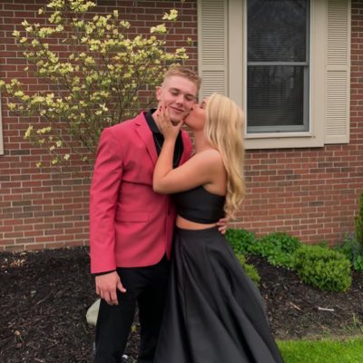 zayne22reed's tweet photo. #NewProfilePic https://t.co/QggoiVt8AI