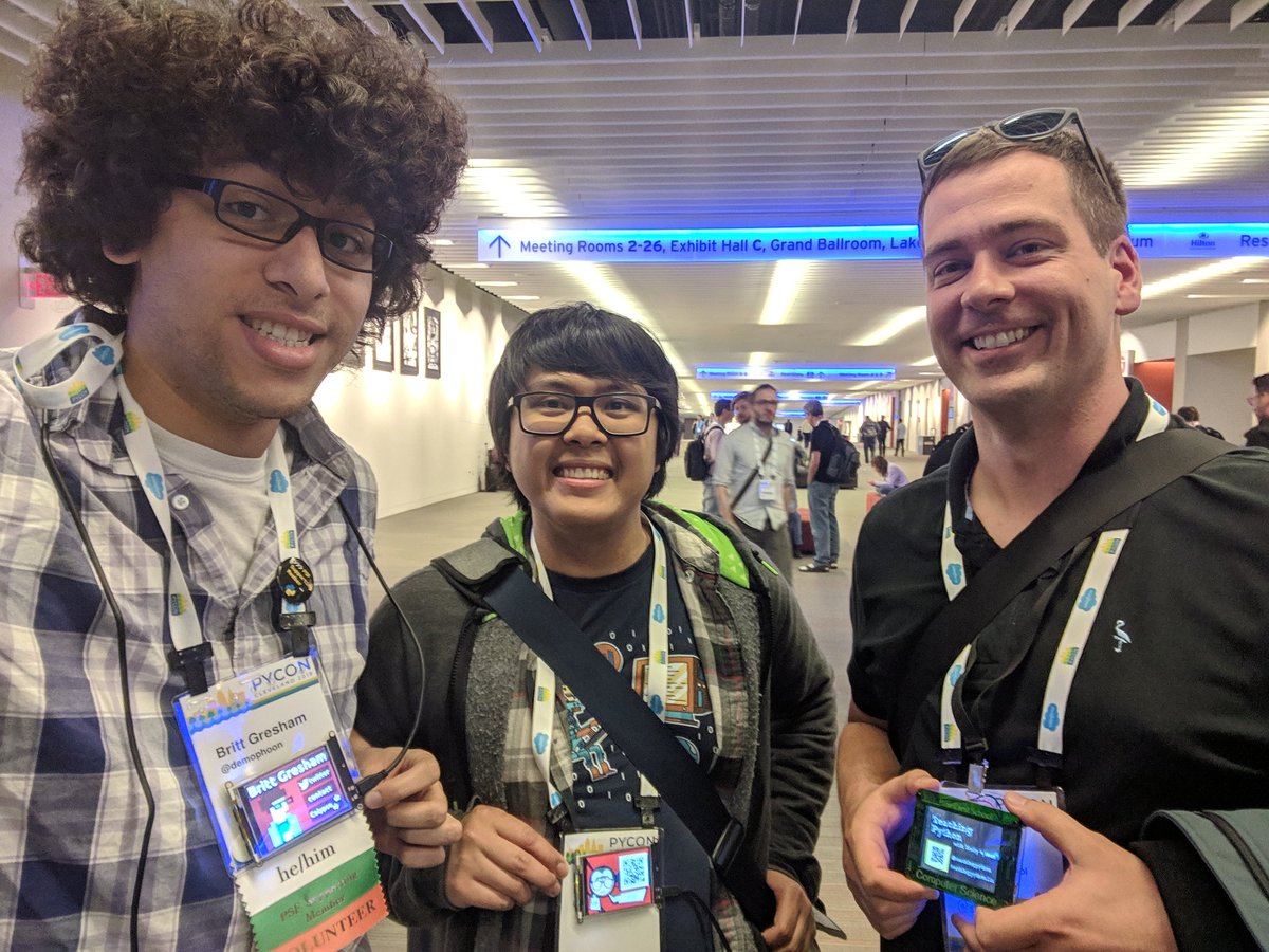 demophoon's tweet image. We all have pyportal name badges!!
#pythonhardware