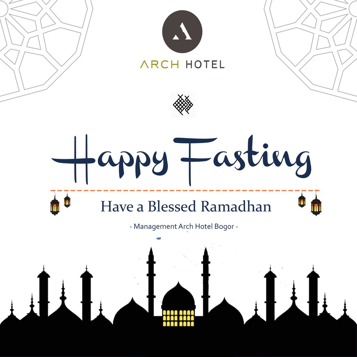 Yeeeyy, Ramadhan Tiba, hayoo coba hastag siapa yang lagi berjuang buat gak buka pada saat jam makan siang ???