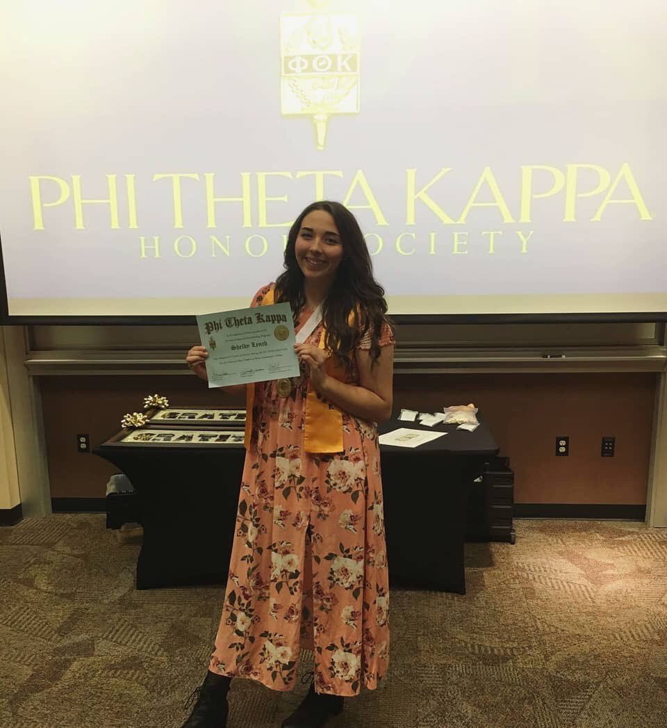 ShelbyLynchR5's tweet photo. From being installed a year ago as the 2018-2019 Phi Theta Kappa Omicron Beta Chapter Membership Recruitment Officer to being installed this weekend as the new 2019-2020 Vice President of Southern &amp; Dobson🎉What a great year!💙💛 #IAMPTK #showmehowyouptk @PHITHETAKAPPA #ptkproud https://t.co/T9frY8sVQb