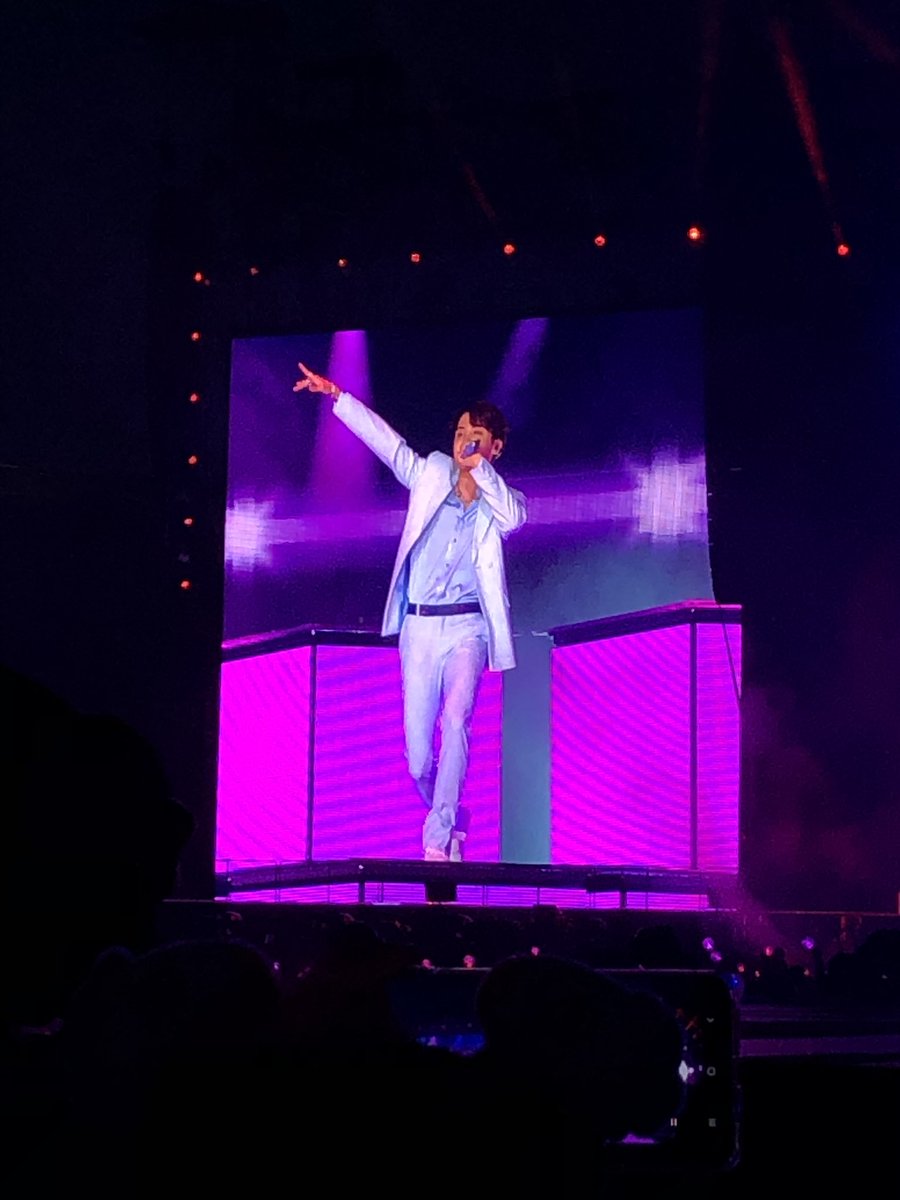bmshier's tweet photo. Honestly, this was the best concert I’ve ever have the blessing to go to. BTS’s talent and passion was obvious through the entire show, I can’t wait to see them again in the future if I can 💜 #BTSatRoseBowl https://t.co/idTI1ffX25