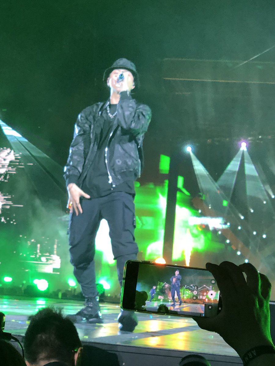 bmshier's tweet photo. Honestly, this was the best concert I’ve ever have the blessing to go to. BTS’s talent and passion was obvious through the entire show, I can’t wait to see them again in the future if I can 💜 #BTSatRoseBowl https://t.co/idTI1ffX25