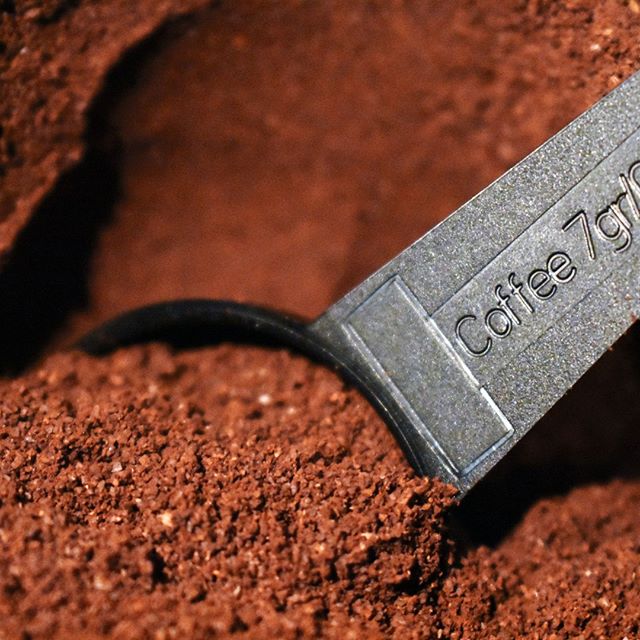 The grounds can beautify your skin. ⠀
Save your leftover beans for a do-it-yourself scrub. "Coffee grounds are physical exfoliators that can lift off dead skin cells, making skin feel smooth and look brighter," says Good Housekeeping Beauty Lab chemist Danusia Wnek (http://zp