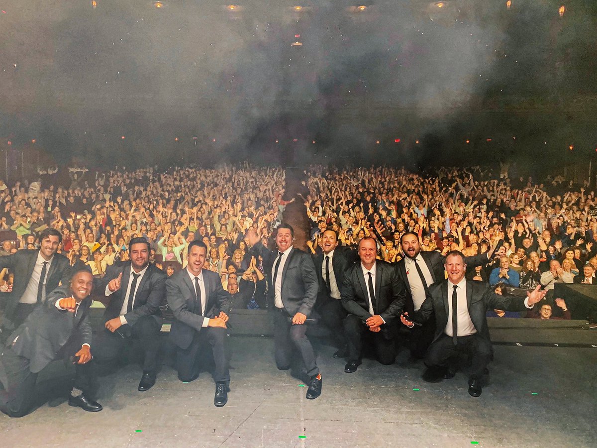 SNCmusic's tweet photo. Thank you for an amazing final show of the #OneShotTour, Rhode Island. See you again soon! https://t.co/smRajWPfXH