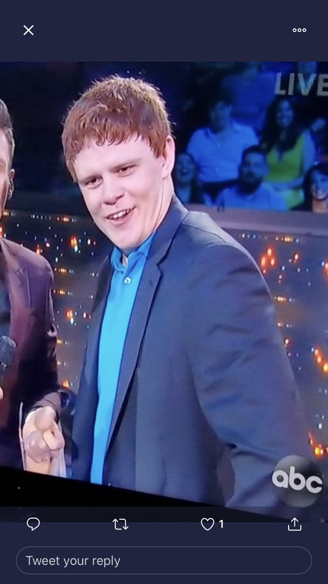 TDaleW's tweet photo. This guy looks &amp; acts just like a red headed Jim Carey!  #AmericanIdol https://t.co/RXPDgsZJfm