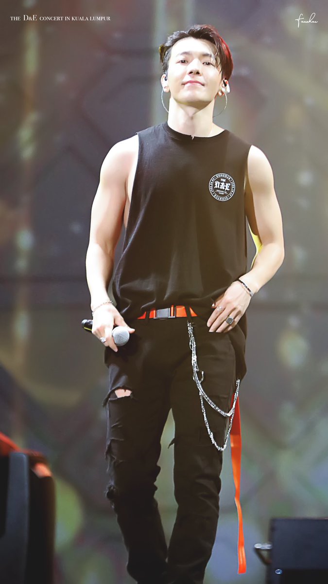 fanphotogallery's tweet photo. [Do not Edit or Remove Logo]
190504 The D&amp;E concert in Kuala Lumpur 
🥰🥰🥰- 2
#donghae #SuperJuniorDnEinMalaysia #동해  @donghae861015 https://t.co/6j3eAOlIWX